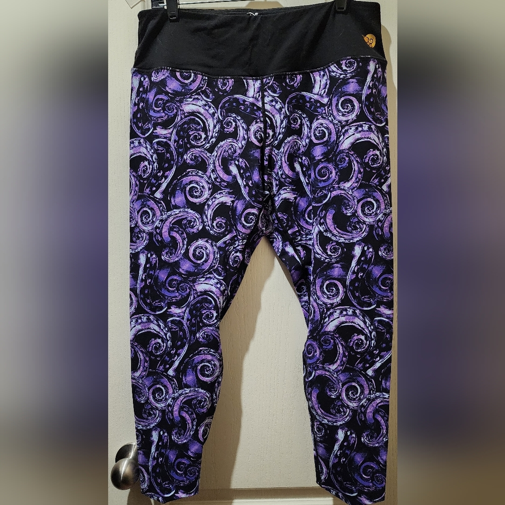 Torrid & Disney Ursula Tentacle Capris Sz 2(18/20)